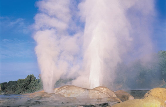 18 Day Pacific Escapade - 18 Day Pacific Escapade. Copyright 18 Day Pacific Escapade.