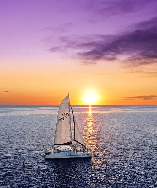 Alii Nui Sunset Sail - Alii Nui Sunset Sail. Copyright Alii Nui.