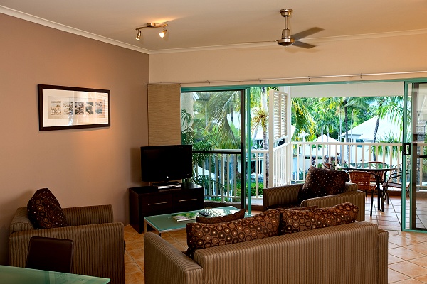 1 Bedroom Apartment - Coral Sands Resort. Copyright Trinity Beach Apartments.