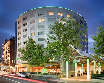 Holiday Inn Potts Points - Holiday Inn Potts Point. Copyright IHG.