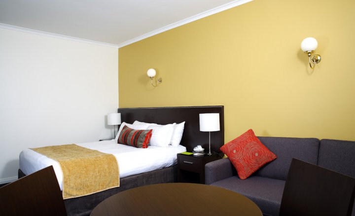 Park View Room - Lenna of Hobart. Copyright Lenna of Hobart.